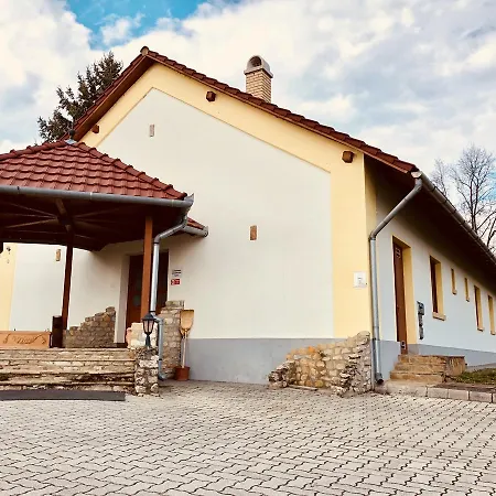 Pensionat Cavaletti Vendeghaz *