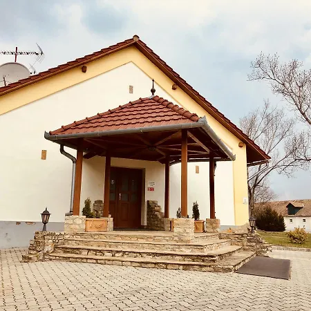 Pensionat Cavaletti Vendeghaz *